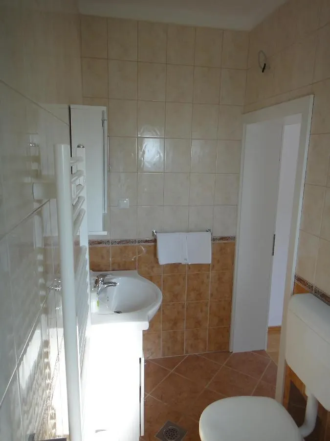 Apartments Vidas At Sea With Pier Supetarska Draga Croatia
